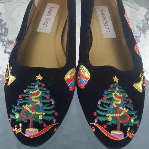 Vintage|Karen Scott Holiday Embroidered Velvet Flats, Sz 7 M - Picture 2 of 14